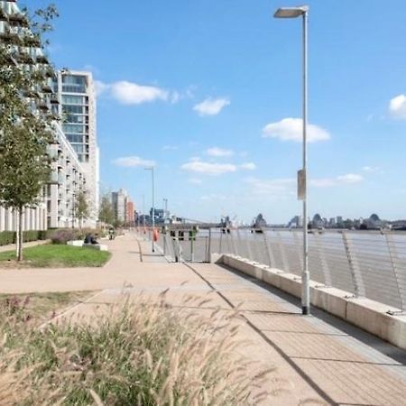 Large Double Room Overlooking The Thames London Exterior foto